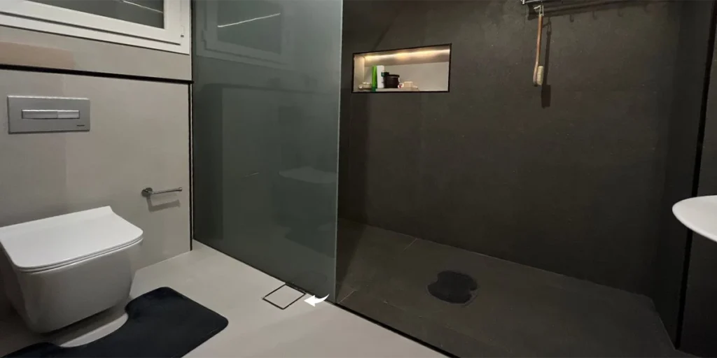 Articles 22 Tile Resist Floor Drains